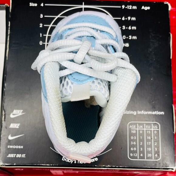 Infant Nike Lil' Posite Ones - Picture 3 of 7